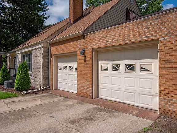 4th image of 2509 Oak St