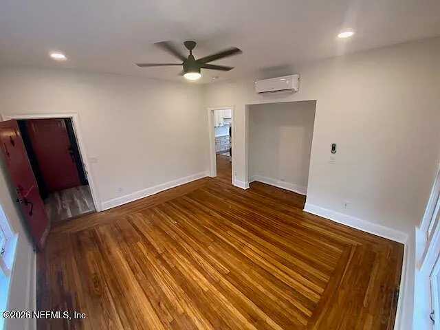 2744 Riverside Ave #16 — Photo 5