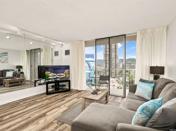 1925 Kalakaua Ave APT 1306, Honolulu, HI 96815
