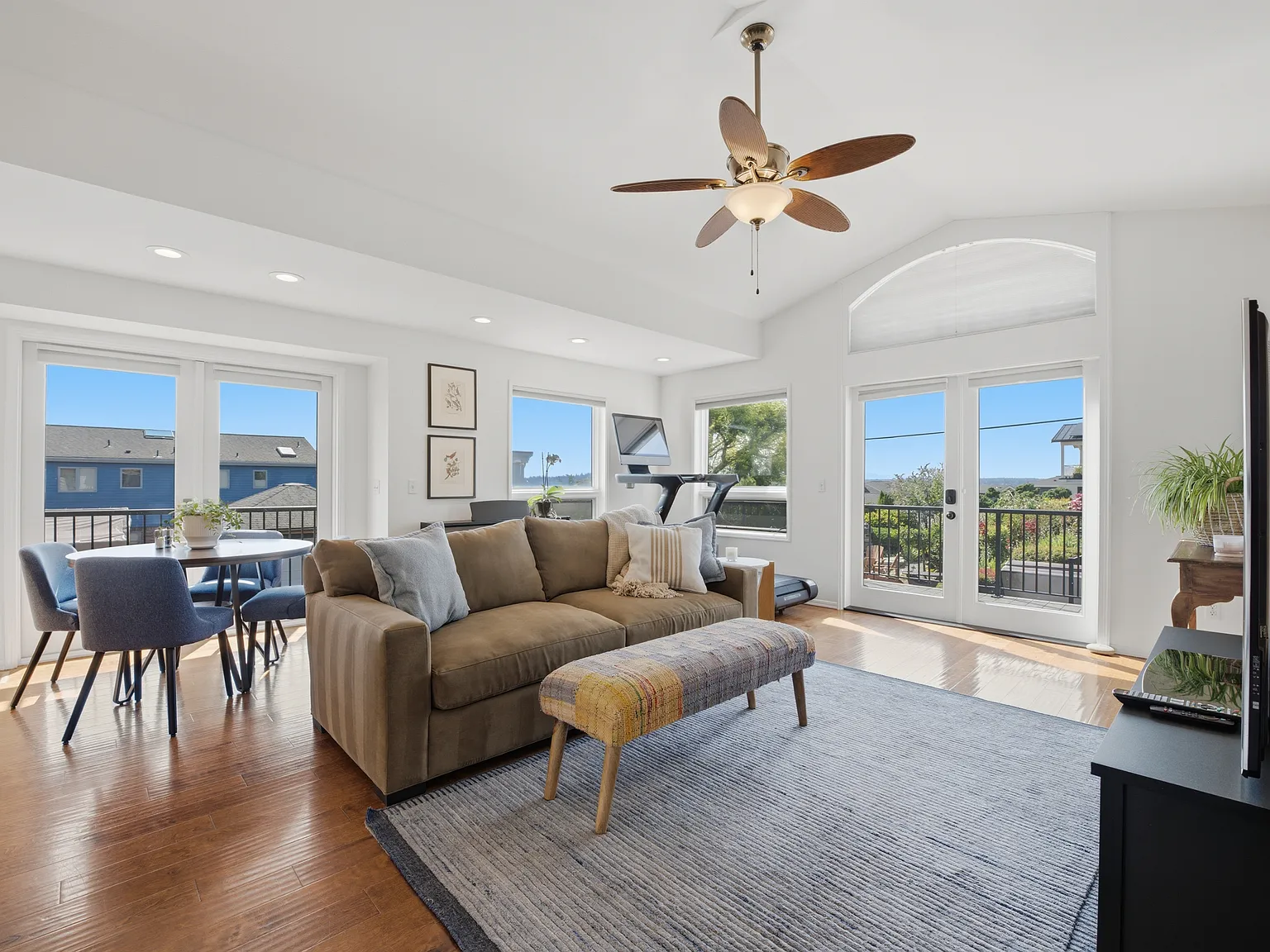 1 bed, 780 sqft, $8,000 — Photo 4