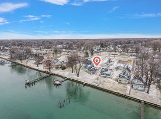 5461 Pointe Dr, East China, MI