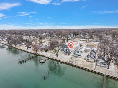 5461 Pointe Dr, East China, MI, 48054