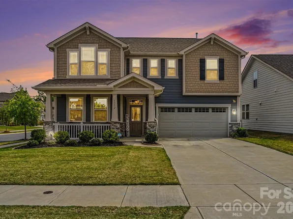1352 Tollcross Rd, Indian Trail, NC 28079