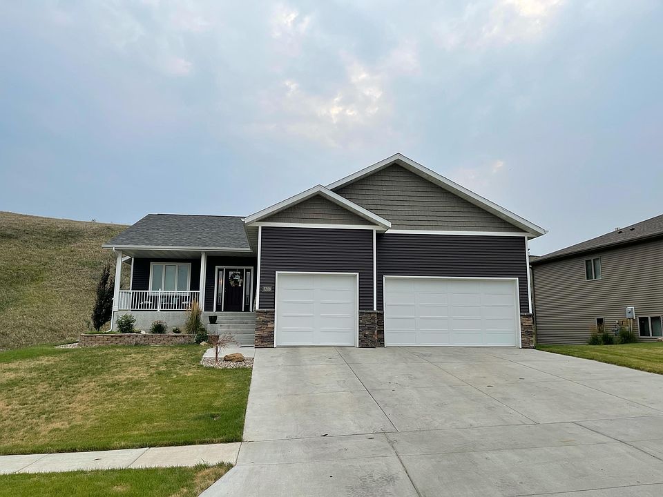 3208 Valley Dr, Bismarck, ND 58503 Zillow