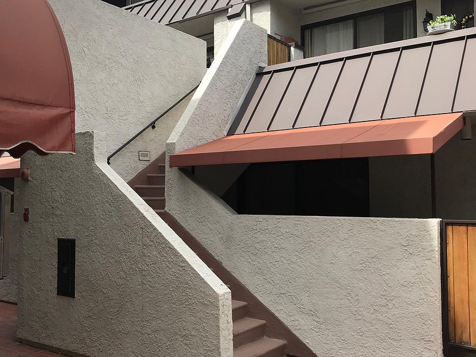 the condo is on the 2nd floor. no elevator throughout the complex