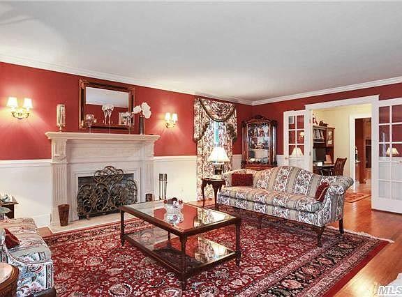 4th image of 15 Dogwood Ln