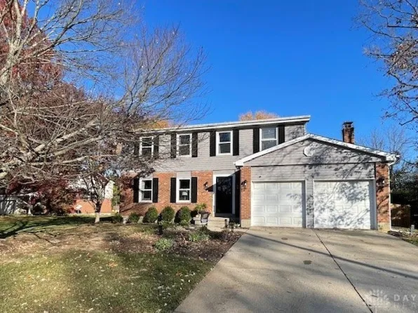 3980 Locus Bend Dr, Dayton, OH 45440