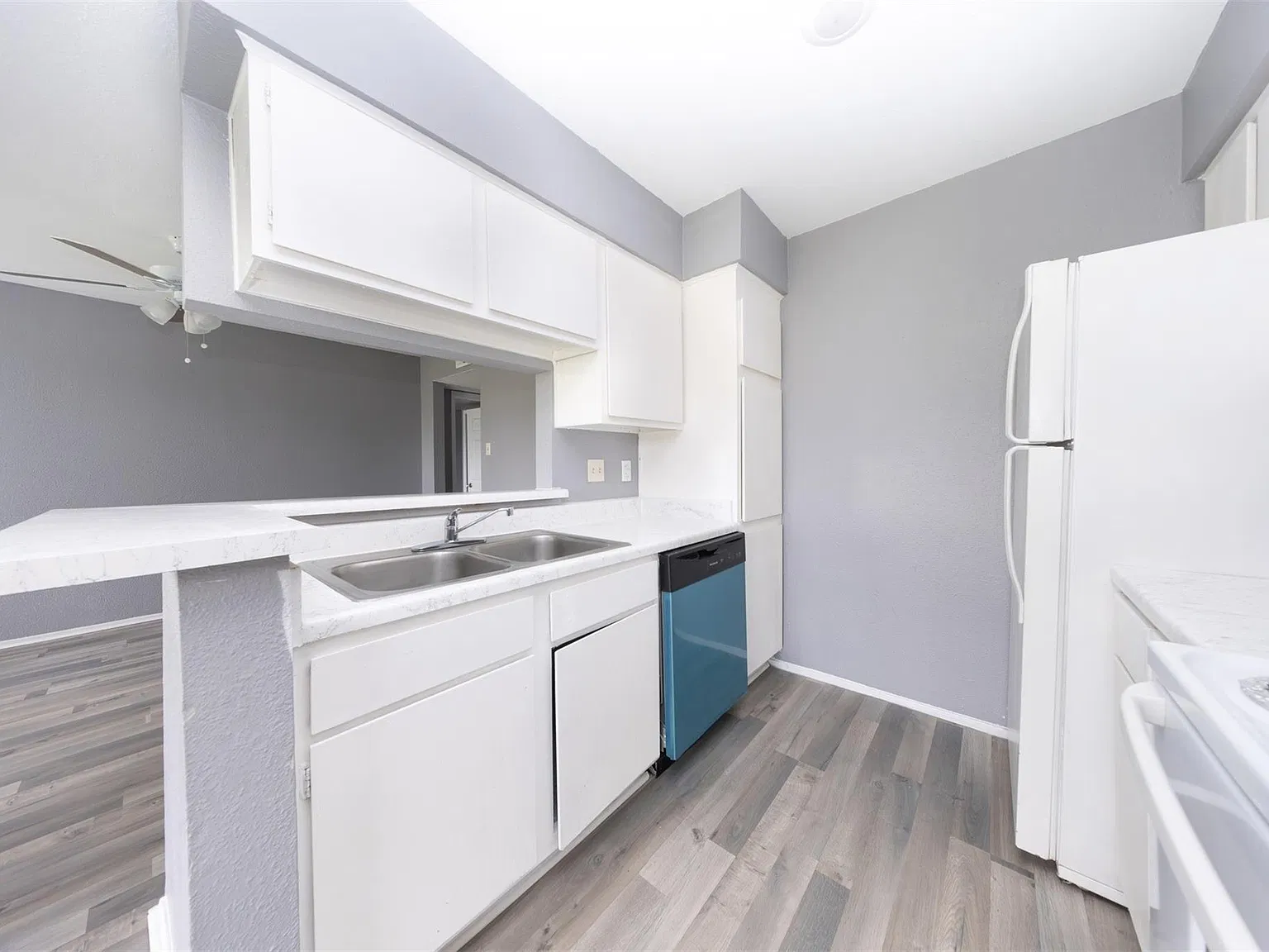 13480 S Thorntree Dr — Photo 4