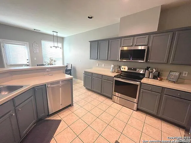 165 Ozuna Dr — Photo 9