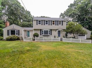 87 Green St, Medfield, MA 02052