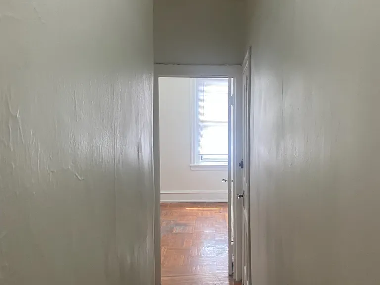 4175 Ridge Ave #2 — Photo 11