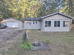 4052 Judy Dr, Harrison, MI 48625