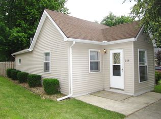 206 S Main St, Saint Joseph, IL 61873