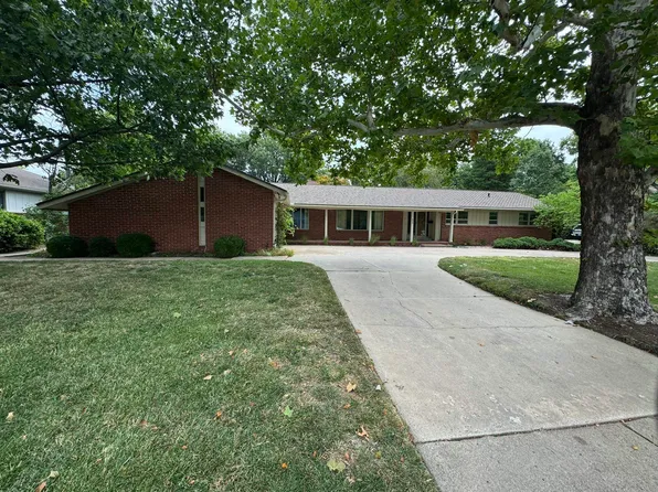 642 N Stratford Ln, Wichita, KS 67206