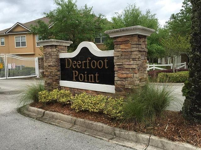 Deerfoot Point Entrance