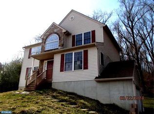 335 Baker Station Rd, West Grove, PA 19390