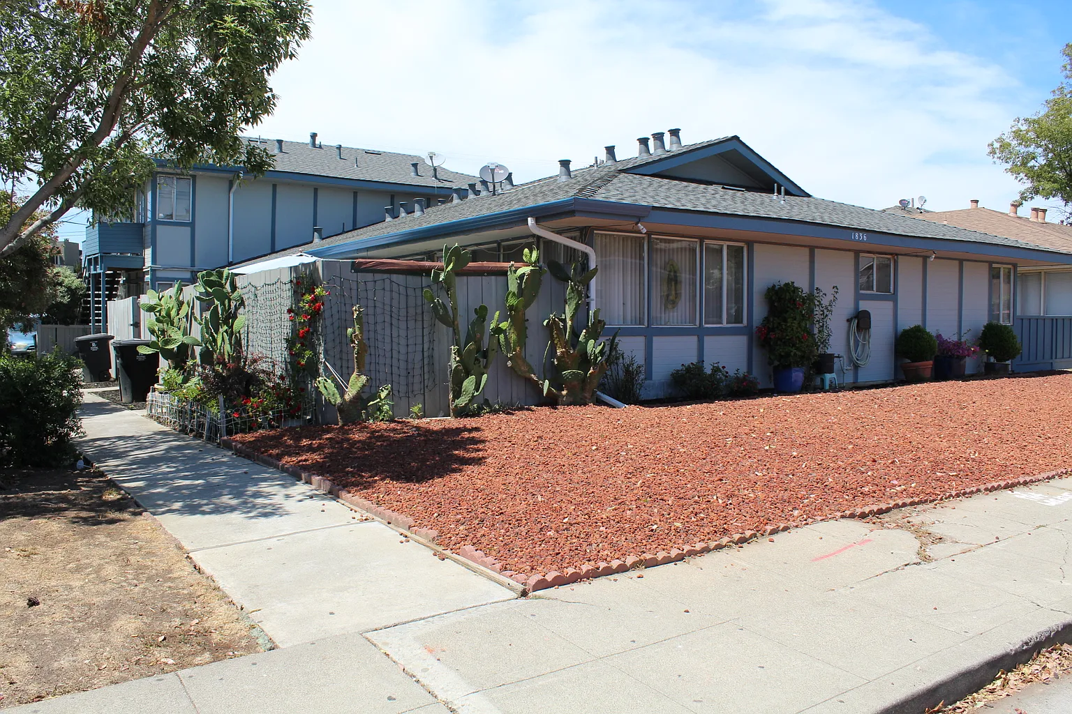 1836 El Parque Ct photo 1