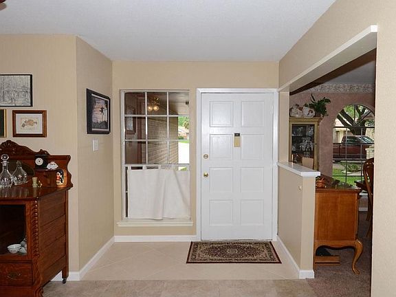3rd image of 3907 Senour Ct