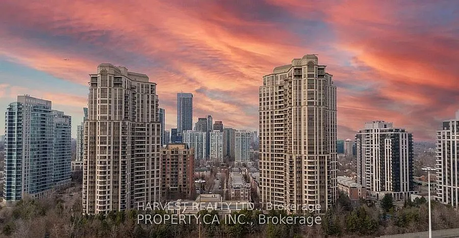 80 Harrison Garden Blvd — Photo 4