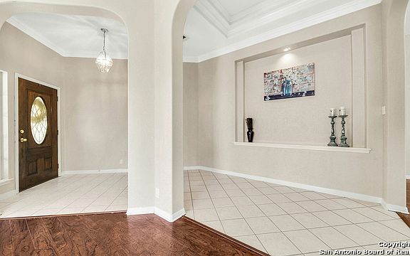 5th image of 26126 Cuyahoga Cir