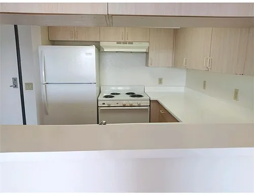 3804 S Arlington Ave #205 Photo 1
