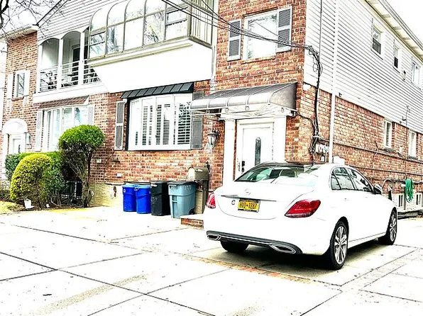 2771 Strickland Ave, Brooklyn, NY 11234