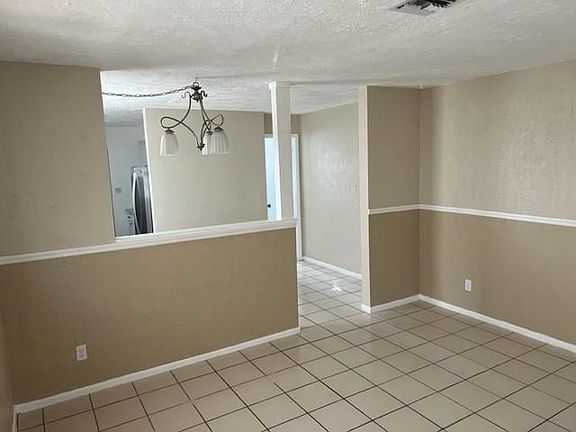 3rd image of 1701 NW 1st Ter