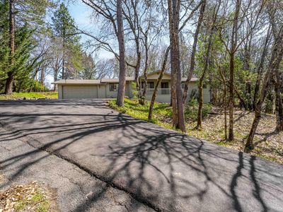 905 Lathrop Rd, Grants Pass, OR, 97526