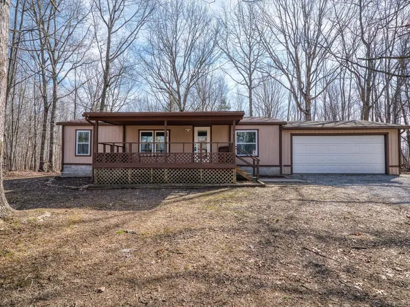 844 Fox Creek Rd, Crossville, TN 38571