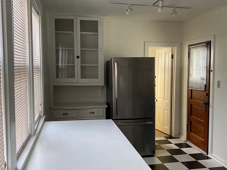 1638 N Marshall St #1 — Photo 8