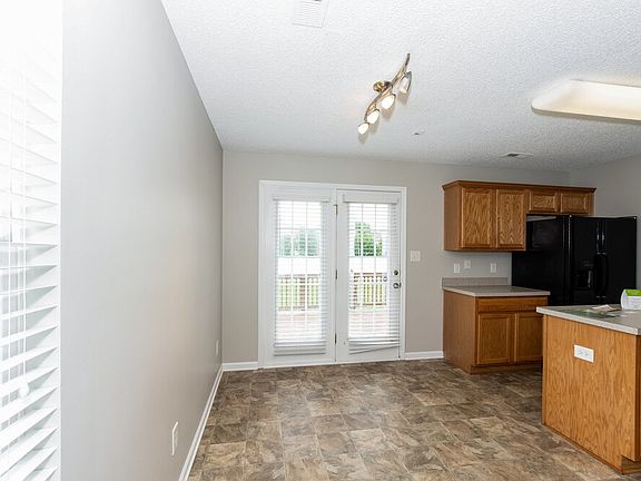 5th image of 14505 Arlandes Dr