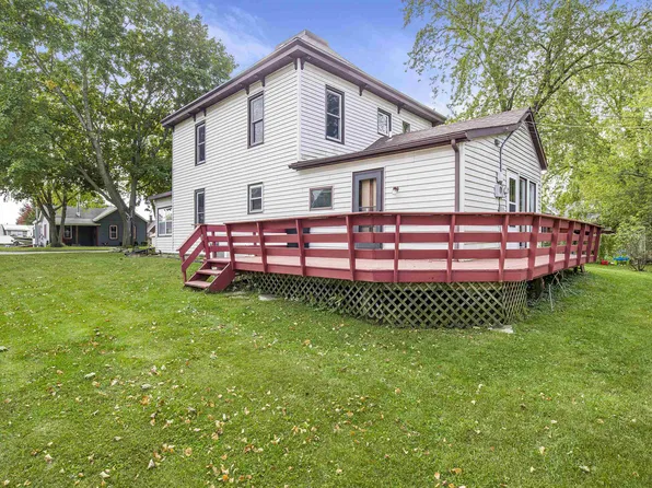 222 E Merrimac St, Dodgeville, WI 53533