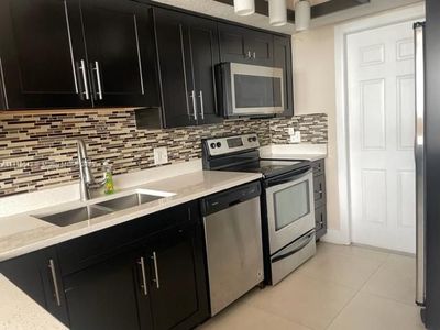 8001 NW 7th St APT 13, Miami, FL, 33126