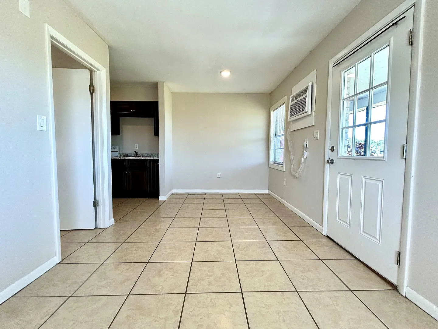3706 N Scenic Hwy - 3706 N Scenic Hwy #3 — Photo 4