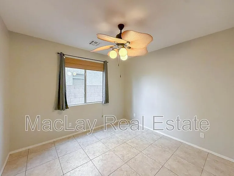 203 W Cedar Dr — Photo 13