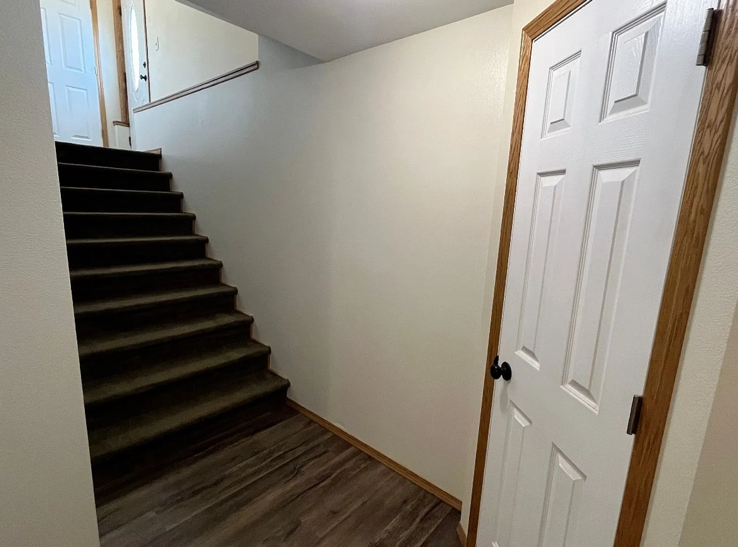 520 9th St SE — Photo 3