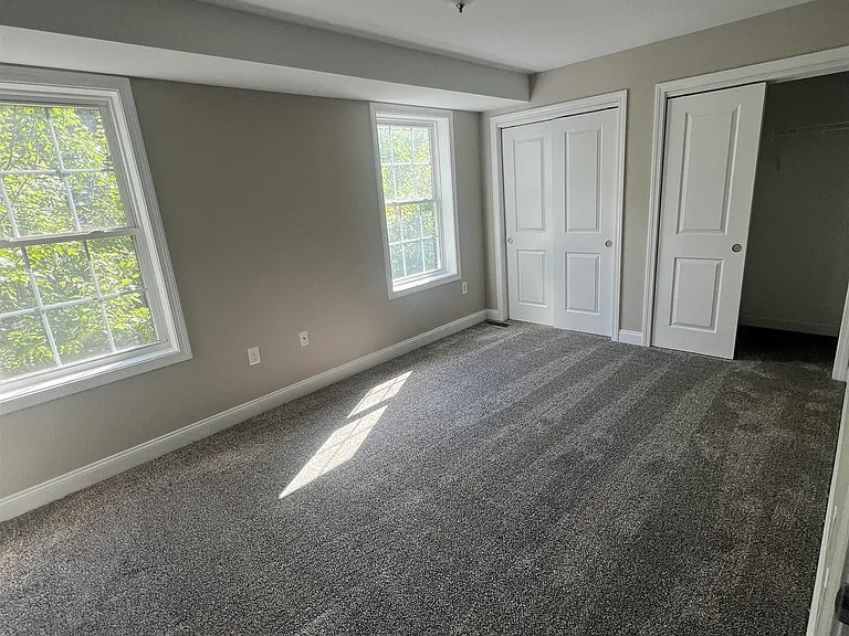 21 Clancy Dr — Photo 9