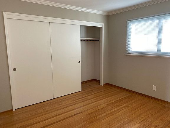 4th image of 431 Evelyn Ave #0