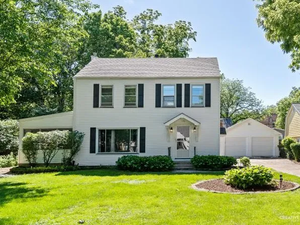 155 S Calumet Ave, Aurora, IL 60506