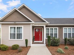 628 Sandy Ln UNIT 1, Warwick, RI 02889