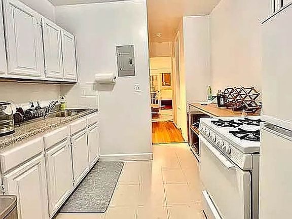 5th image of 483 Columbus Ave APT 1C