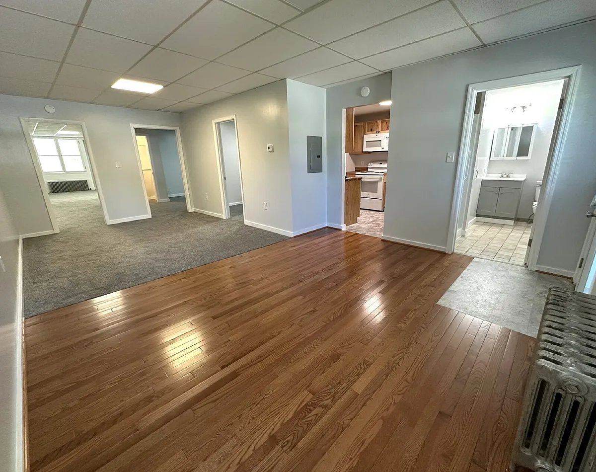 Building Photo - 3977 Littlestown Pike #C