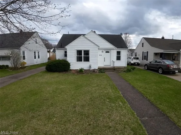 2224 S Jefferson Blvd, Lorain, OH 44052