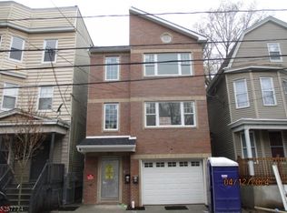 797 S 15th St, Newark, NJ 07108