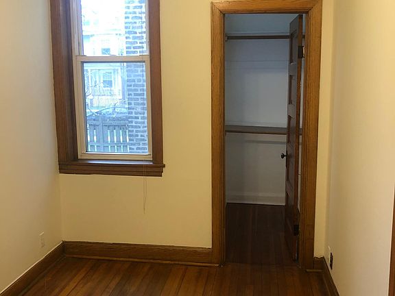 4th image of 4946 N Hoyne Ave #2