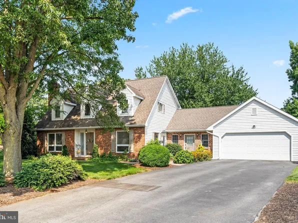 3398 Braemar Ct, Chambersburg, PA 17202