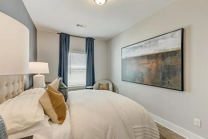 3901 Constantine Dr — Photo 23