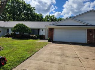 919 Ridgeview Dr, Huron, OH 44839