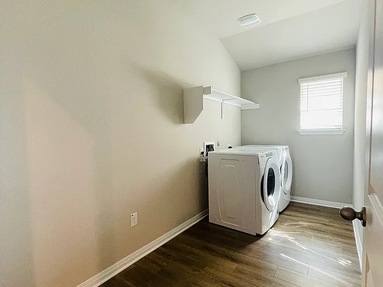 17809 Owl Tree Rd — Photo 3