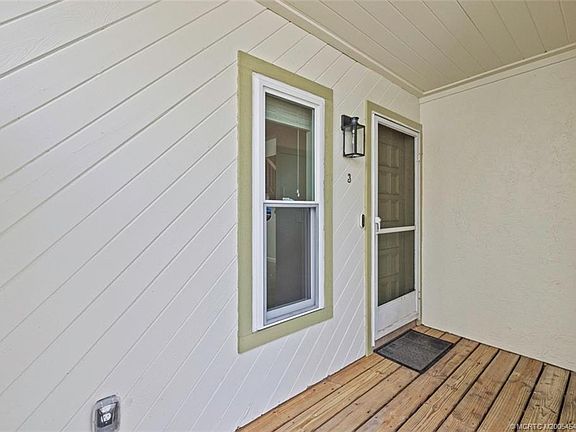 5th image of 973 NW Spruce Ridge Dr APT 3